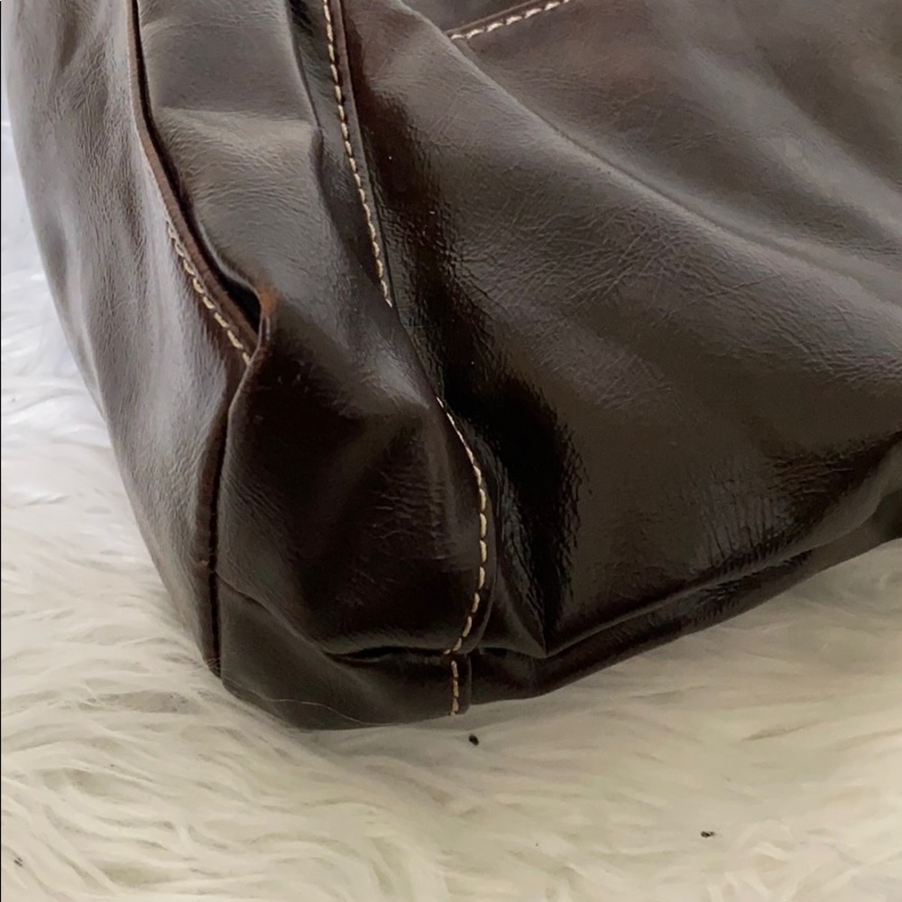 • Brown Elle Purse • - Picture 5 of 7